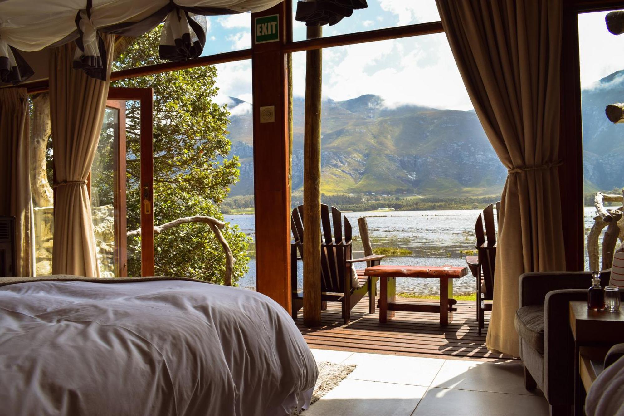 Mosaic Lagoon Lodge แสตนฟอร์ด ภายนอก รูปภาพ